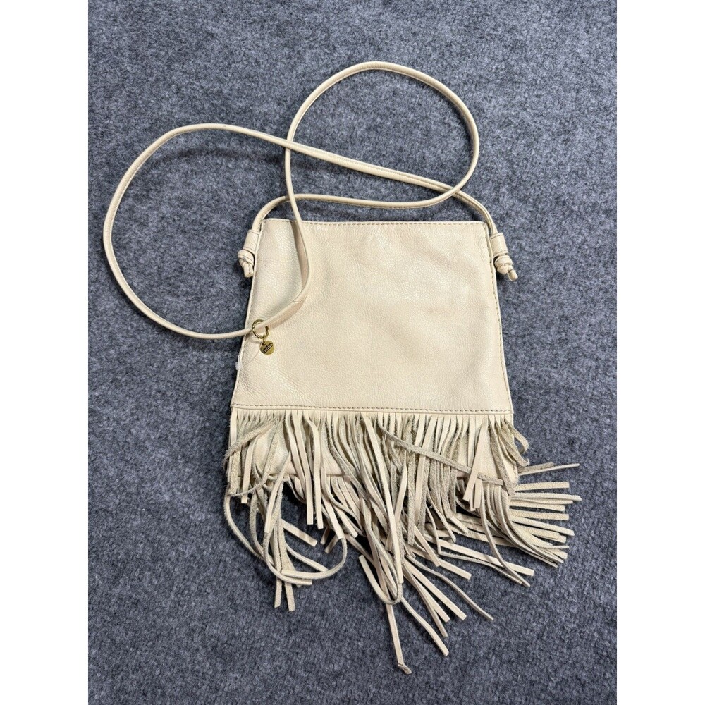 Hobo International Flutter Fringe Crossbody Bag Ivory Leather Boho Small Purse